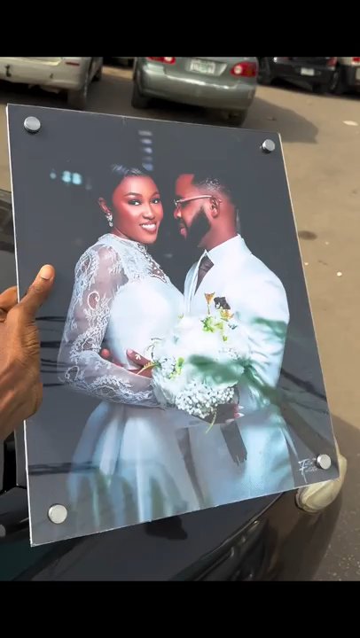 16×20 inches Acrylic Frame